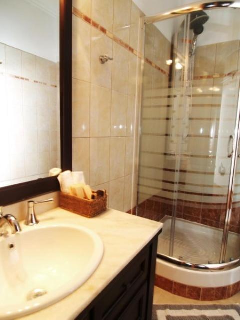Pozar Salt Cave Hotel Spa Káto Loutrákion Стая снимка